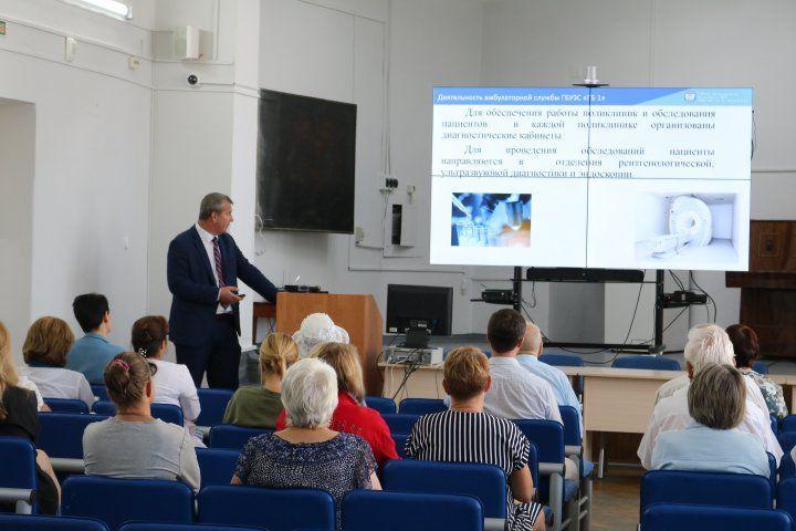В медицинских организациях Севастополя прошли встречи с населением по итогам третьего квартала В медицинских организациях Севастополя прошли встречи с населением по итогам третьего квартала