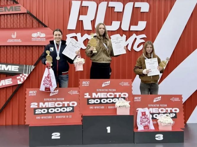 Спортсменка из Севастополя завоевала серебро первенства России по BMX Спортсменка из Севастополя завоевала серебро первенства России по BMX