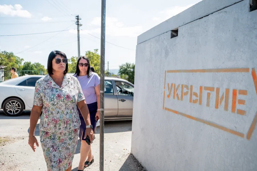 «Защитим Севастополь вместе»: в Верхнесадовом проверили состояние укрытий и наличие пунктов содействия «Защитим Севастополь вместе»: в Верхнесадовом проверили состояние укрытий и наличие пунктов содействия