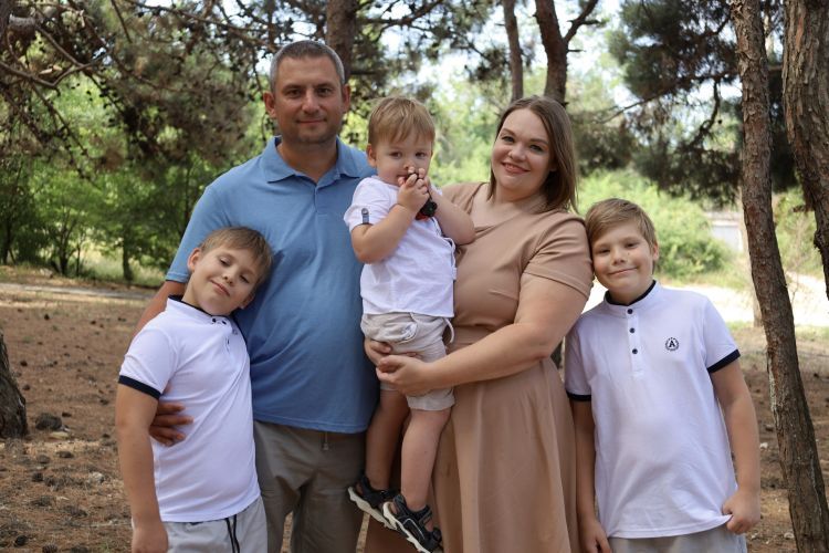 Многодетные семьи Севастополя получают социальную поддержку Многодетные семьи Севастополя получают социальную поддержку