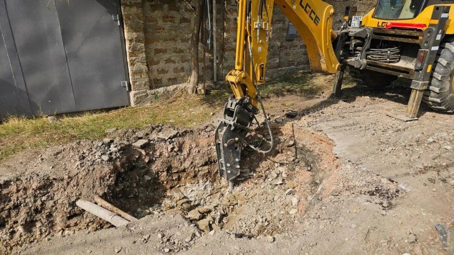 В селе Родное обновляют водопроводные сети для надежного водоснабжения жителей В селе Родное обновляют водопроводные сети для надежного водоснабжения жителей