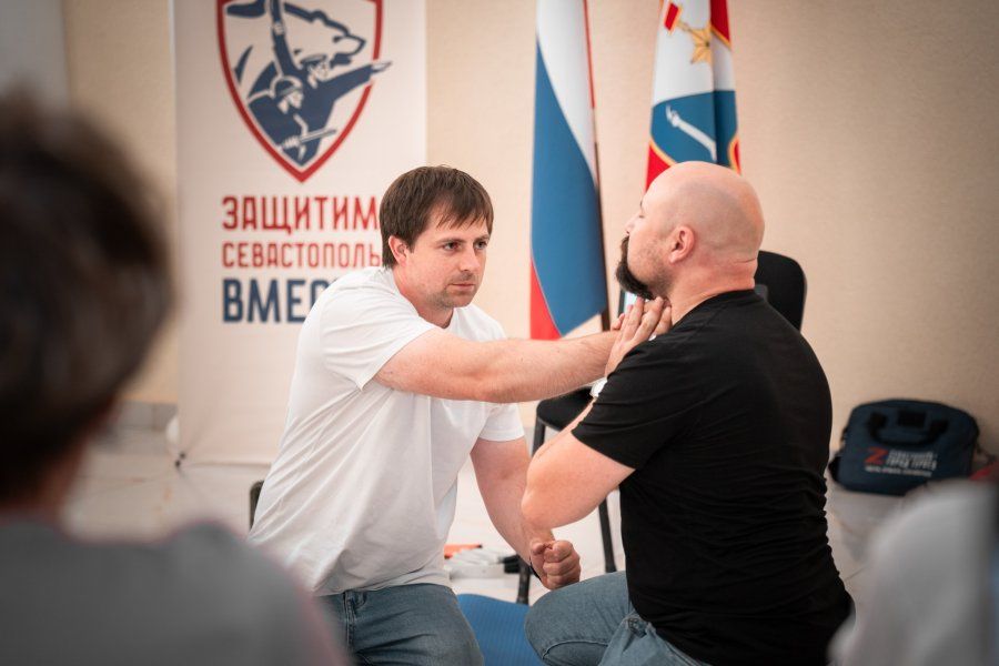 В Инкермане прошли занятия по первой помощи в рамках общегородской инициативы «Защитим Севастополь вместе» В Инкермане прошли занятия по первой помощи в рамках общегородской инициативы «Защитим Севастополь вместе»